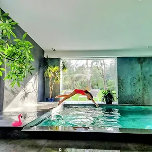 https://la-casa-nel-parco-luxury-bb.emilia-romagnahotels.net