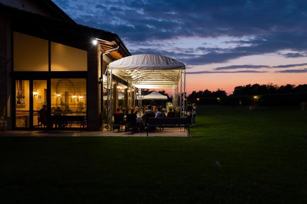 ***  קבריאנה Hotel Alla Corte Dei Bicchi איטליה
